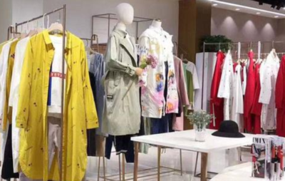 中國哪里有服裝尾貨批發(fā)基地?